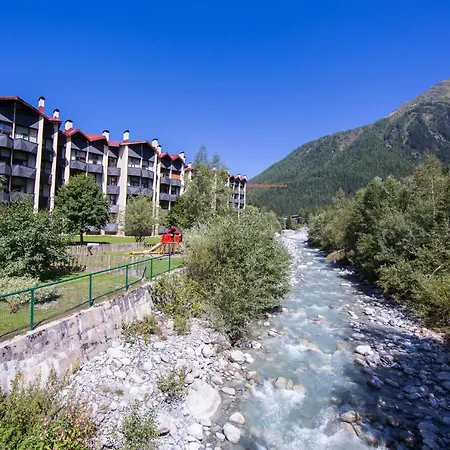 Sainte-foy-l'argentiere Sleeps 4 T454462 Apartament
